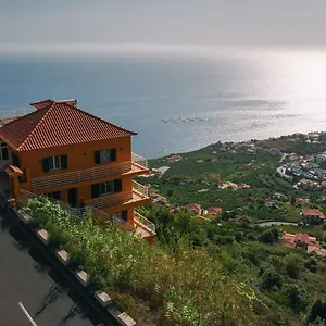 Guest house Sunset House, Arco da Calheta (Madeira)
